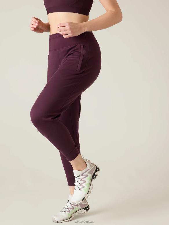 Athleta Unstoppable Jogger Women Spiced Cabernet Clothing VHFL2120